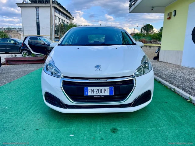 Auto - Peugeot 208 puretech 82 5p. active