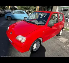 Auto - Fiat 600 1.1
