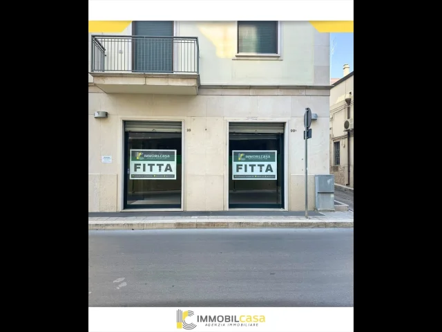 Appartamenti in Vendita - Locale commerciale in affitto a altamura via dei mille