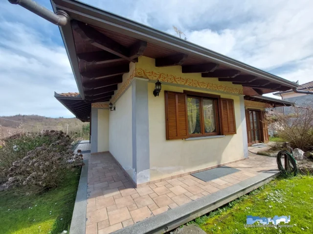 Appartamenti in Vendita - Villa unifamiliare con ampio giardino
