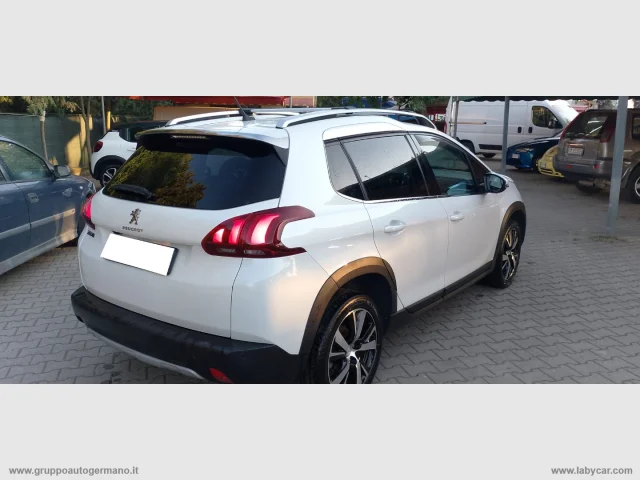 Auto - Peugeot 2008 bluehdi 120 s&s allure