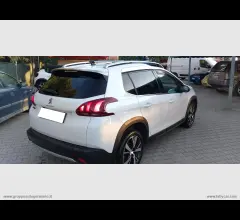 Auto - Peugeot 2008 bluehdi 120 s&s allure