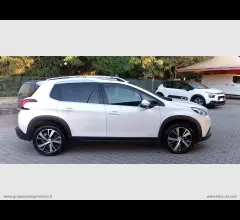 Auto - Peugeot 2008 bluehdi 120 s&s allure