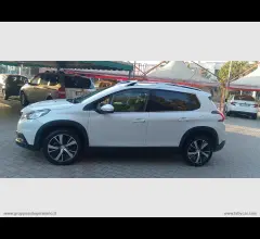 Auto - Peugeot 2008 bluehdi 120 s&s allure