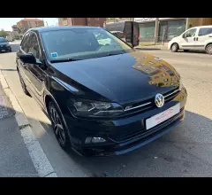 Auto - Volkswagen polo 1.0 tsi 115cv 5p. highline bmt r-line