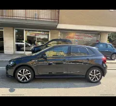 Auto - Volkswagen polo 1.0 tsi 115cv 5p. highline bmt r-line