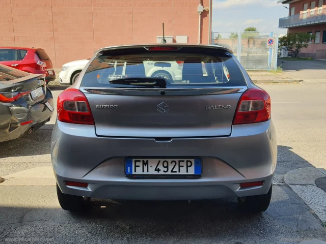 Auto - Suzuki baleno 1.2 vvt dualjet
