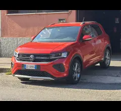 Auto - Volkswagen t-cross 1.0 tsi 115 cv r-line