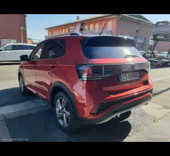 Auto - Volkswagen t-cross 1.0 tsi 115 cv r-line