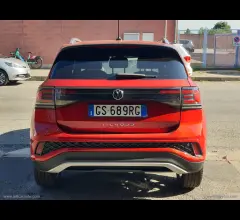 Auto - Volkswagen t-cross 1.0 tsi 115 cv r-line