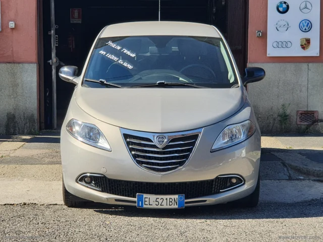 Auto - Lancia ypsilon 0.9 t.air 85 cv 5p. s&s