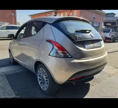 Auto - Lancia ypsilon 0.9 t.air 85 cv 5p. s&s