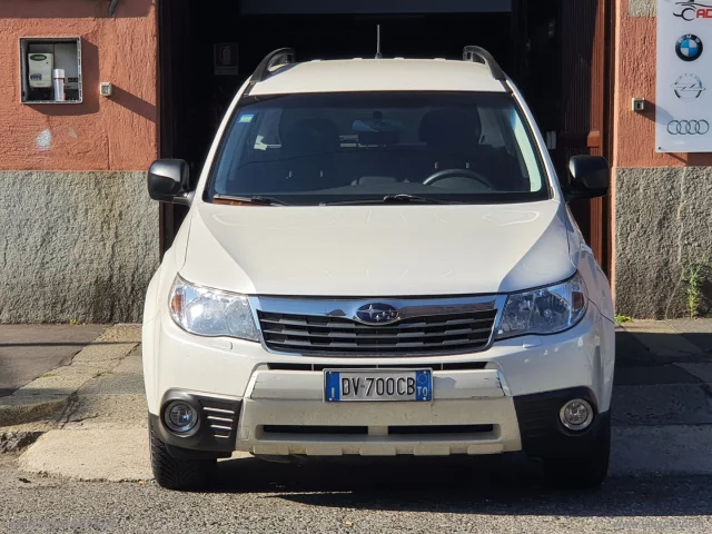 Auto - Subaru forester 2.0x bi-fuel rrgp