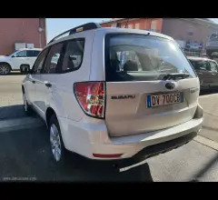 Auto - Subaru forester 2.0x bi-fuel rrgp
