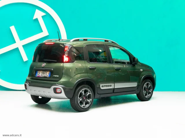 Auto - Fiat panda cross 1.0 firefly s&s hybrid