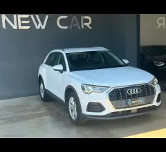 Auto - Audi q3 35 tdi s tronic business