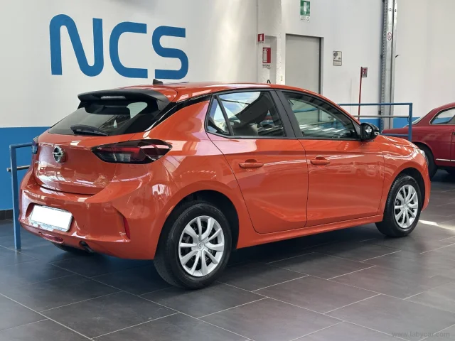 Auto - Opel corsa 1.2 edition