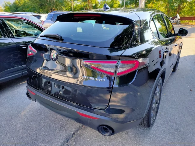 Auto - Alfa romeo stelvio 2.2 t.d. 160cv at8 rwd sprint