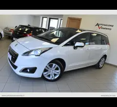 Auto - Peugeot 5008 bluehdi 120 s&s allure