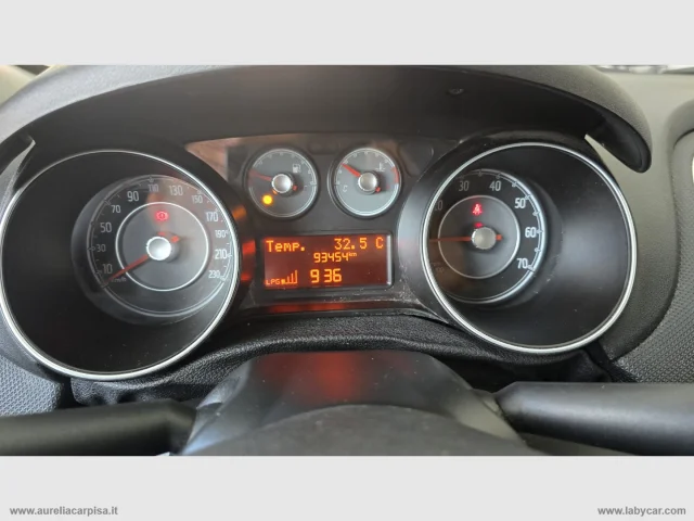 Auto - Fiat punto 1.4 8v 5p. easypower street