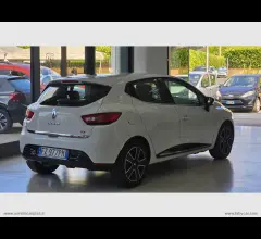 Auto - Renault clio tce 12v 90 cv s&s 5p. energy intens