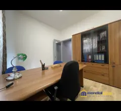 Appartamenti in Vendita - Stanza ufficio