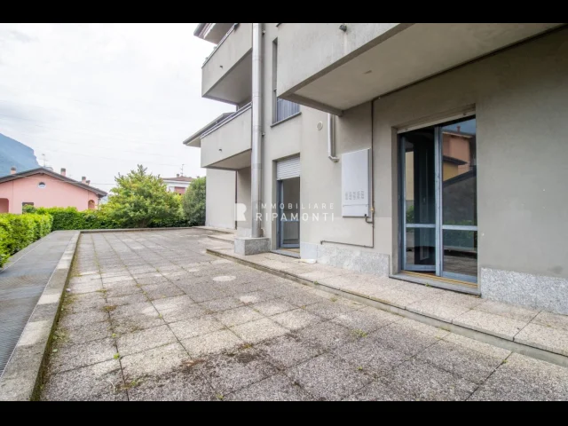 Appartamenti in Vendita - Trilocale a lecco