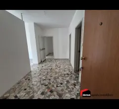 Thiene centro: ampio studio al piano primo
