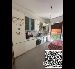 Appartamenti in Vendita - Trilocale con box e cantina