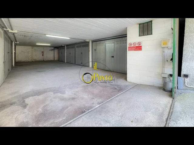 Appartamenti in Vendita - Sanremo garage comodo, ampio e con cancello elettrico
