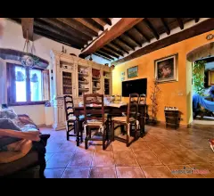 Appartamento in centro storico con giardino