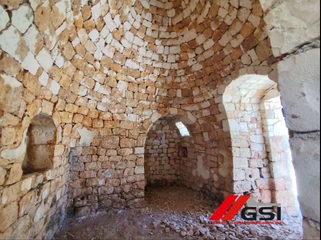 Appartamenti in Vendita - Charme rustico: trullo con ampliamento da completare