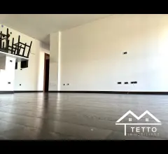 Appartamenti in Vendita - Porzione di bifamiliare con giardino e vista panoramica