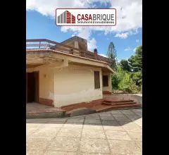 Appartamenti in Vendita - Villa panoramica a ventimiglia di sicilia, da ristrutturare