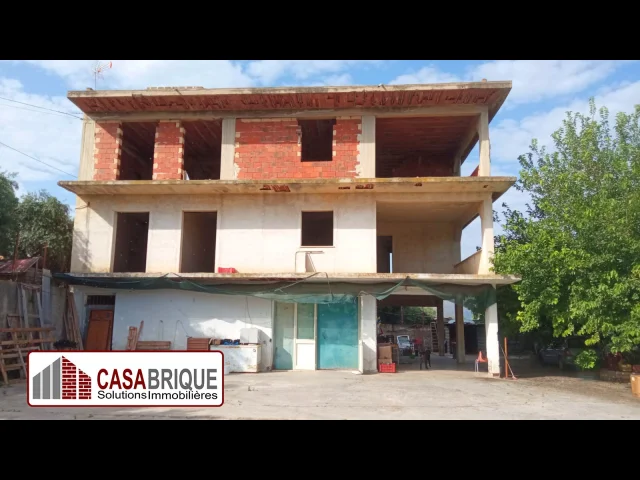 Appartamenti in Vendita - Struttura grezza panoramica con giardino, vista mare e monti