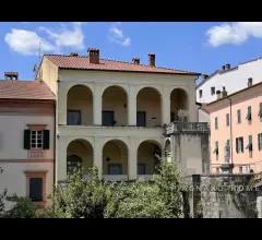 Appartamento nobile con terrazza sul fiume