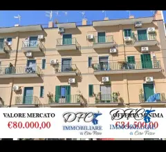 Asta appartamentino con balcone