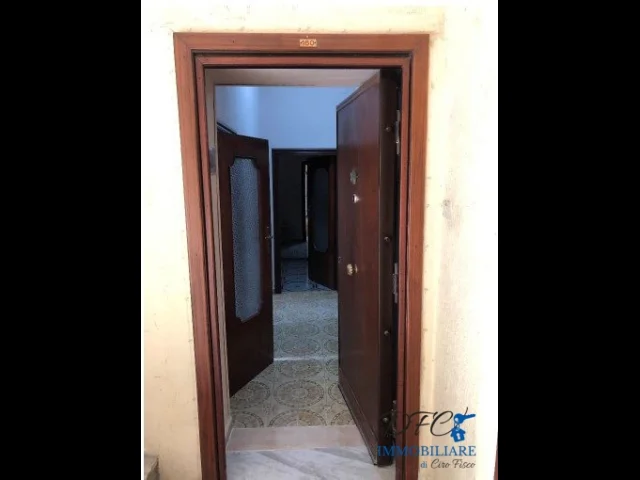 Appartamenti in Vendita - Asta appartamento con cantinato