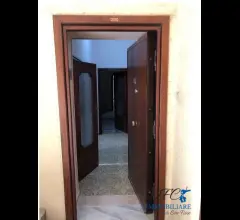 Appartamenti in Vendita - Asta appartamento con cantinato
