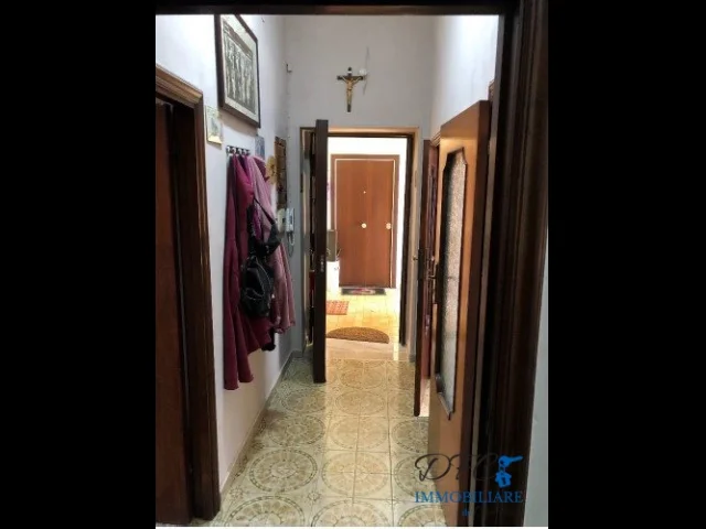 Appartamenti in Vendita - Asta appartamento con cantinato