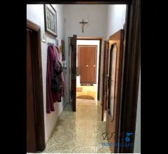 Appartamenti in Vendita - Asta appartamento con cantinato