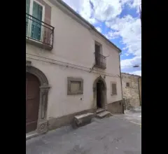 Appartamenti in Vendita - Porzione di fabbricato in centro storico di montazzoli (ch).