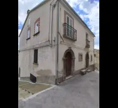 Appartamenti in Vendita - Porzione di fabbricato in centro storico di montazzoli (ch).
