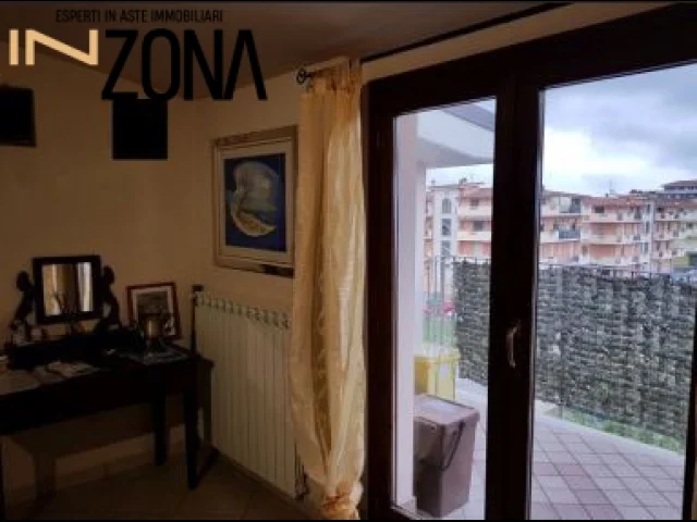 Appartamenti in Vendita - Abitazione di tipo civile - via marche n. 3