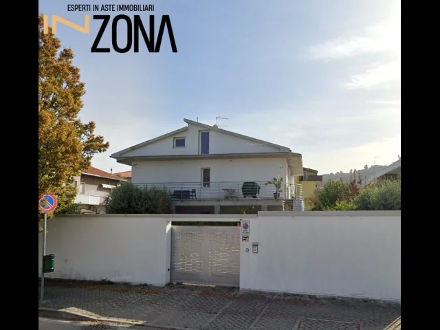 Abitazione - via vestina, 432, 65015 montesilvano