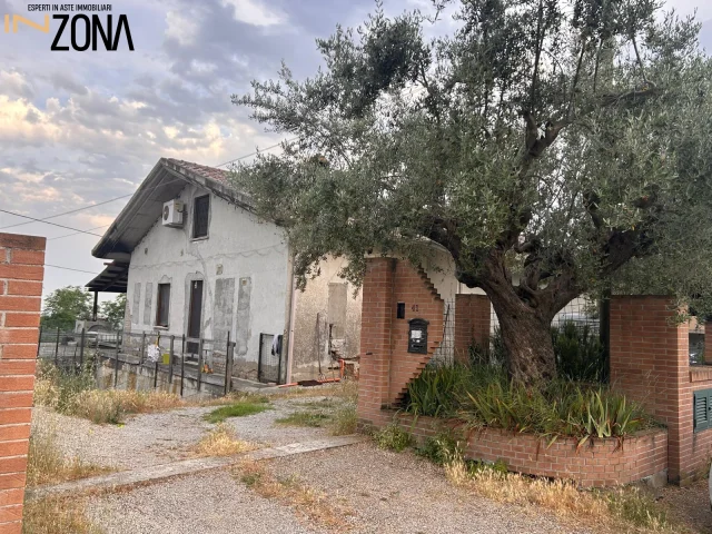 Appartamenti in Vendita - Abitazione di tipo civile - via colle izzano
