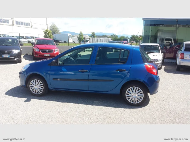 Auto - Renault clio 1.2 5p. a gpl