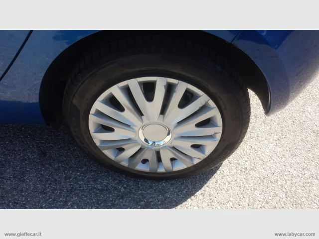 Auto - Renault clio 1.2 5p. a gpl