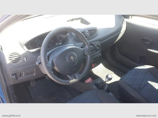 Auto - Renault clio 1.2 5p. a gpl