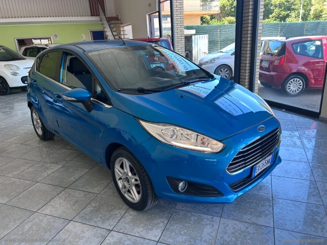 Auto - Ford fiesta 1.5 tdci 75 cv 5p. titanium